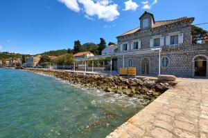 La Villa Lopud- Breakfast & Dinner Included