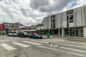 Appartements L'elegance- Centre Historique- Confort- Netflix- Marche Frais et Local : photos des chambres