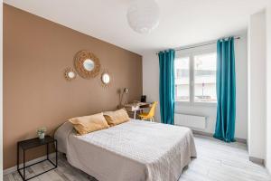 Appartements Le Grand Bellevue Hypercentre 3 chambres face a la Gare SNCF : photos des chambres