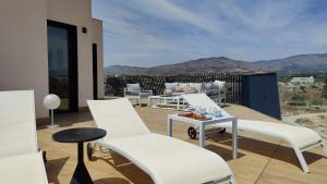 ALLONBAY sun & beach penthouse