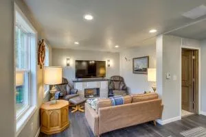 Riverfront Two Rivers Vacation Rental By Beaches - 马尼托沃克