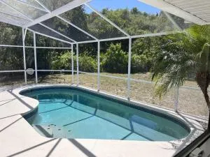 4 bedrooms pool home in Davenport close to the parks - Loughman