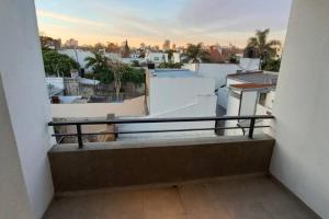 Monoambiente con Cochera Cubierta a 300m del Hospital Español y 15 cuadras del Estadio Único