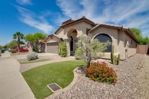 Phoenix Vacation Home with Private Pool Near Hiking! - Mountaingate