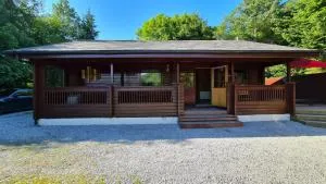 3-Bed Lodge - Sleeps 7 - Hot Tub - Pet Friendly - Slaidburn