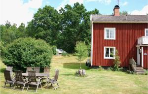 Amazing Home In Hovmantorp With Wifi