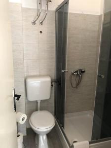 Apartments by the sea Zivogosce - Porat, Makarska - 21141