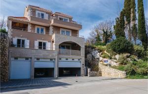 Two-Bedroom Apartment In Cibaca