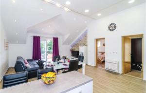 Two-Bedroom Apartment In Cibaca