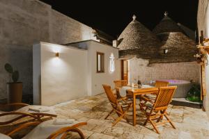 MILESTONES MODERN SUITE TRULLO - Jacuzzi Spa & Relax