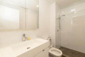 Prime Location Compact 1BD Apartment at Southbank