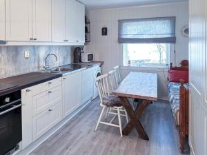 Holiday home Stonglandseidet III
