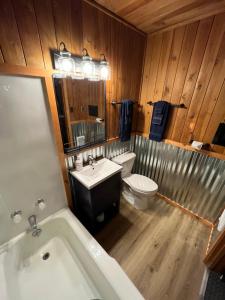Budget Double Room room in Three Bears Lodge