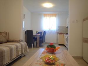 Apartment by Velebit Canal near Paklenica