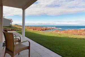 Hear the waves watch the whales Anna Bay - Anna Bay