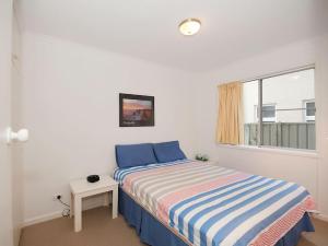 Beachside Shoal Bay Unit 6