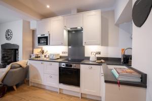 Dormouse Cottage with Log Burner & Parking by LetMeStay