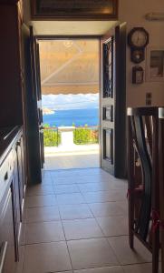 Traditional Villa Christos & Tholos In Chalki