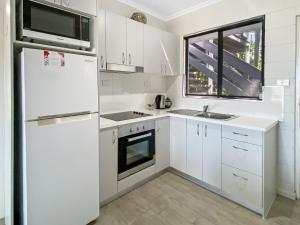 Beachside Palms Unit 4