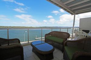 Riverside Holiday Apartments