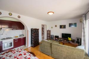 Apartman V in Premantura near the center of town