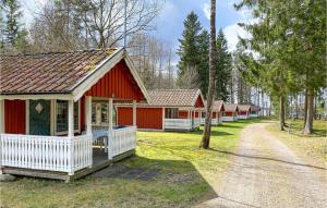 Cozy Home In Jälluntofta With Wifi
