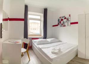 Double Room with Shared Bathroom room in Internesto Apartments Downtown