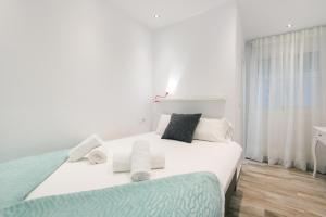 LOS BOLICHES 2ND LINE BEACH APARTMENT