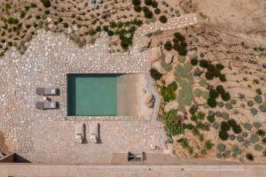 Homa Serifos pool villas