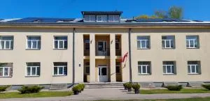 欢乐酒店 - Medemciems