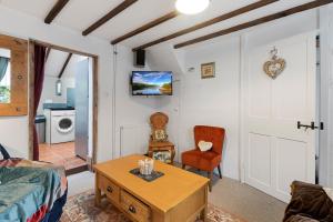Pips Cottage by Staytor Accommodation