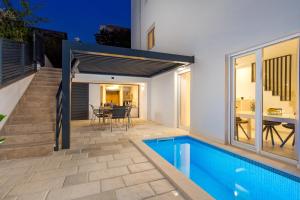 ChillZone - 20m to the sea, heated pool