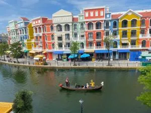 Lucky Phu Quoc Riverside Hotel Grand World - 瓜隆岛