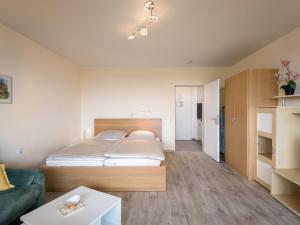 Apartment Sonnenschein - B807 by Interhome