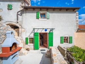 Holiday Home Mickey by Interhome