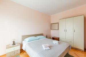 Apartments with parking space Brsec, Opatija - 7796