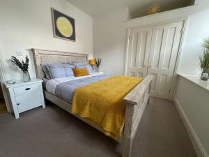 Luxurious 2 bedroom apartment in central Berwick