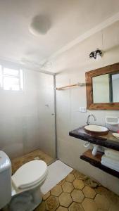 Suítes em casa centenária no centro de Socorro