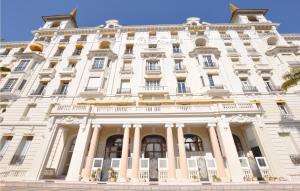 Nice Apartment In Menton With Wifi