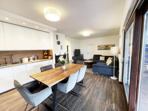 Apartments Monika Bed & Breakfast 236