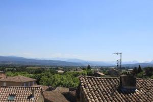 Maisons de vacances Grande Maison familiale 10 pers/4SDB dans Village Medieval -DROME : photos des chambres