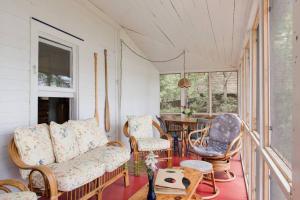 The Dance Hall Cottage on Charleston Lake