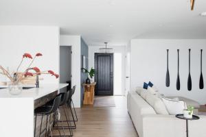 Wellers Landing - Prince Edward County Lakehouse ST-2021-0198