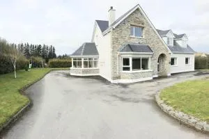 Balla Mhic, Carolina, Buncrana by Wild Atlantic Wanderer - Garrynabullogy