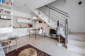 Pula Modern Apartment with Private Parking!