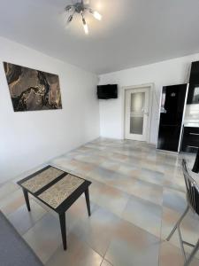 Naukova Street Appartamento