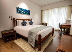 JA Enchanted Waterfront Seychelles