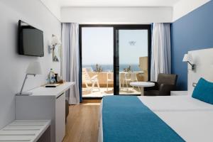 Superior Double Room with Sea View (2 Adults) room in Grand Teguise Playa