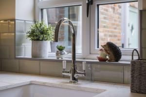 The Hoglets 2 by Together Travel - Luxury Cosy Cottage Retreat