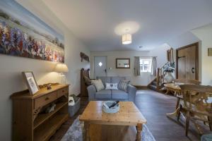 The Hoglets 2 by Together Travel - Luxury Cosy Cottage Retreat